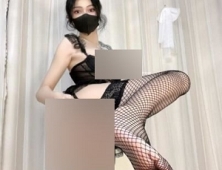 海提私拍反差狗子13套诱惑合集873MB媚态横生