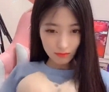 主播月月大小姐·电竞房私密录播展示1V·165M·娇yan yu滴